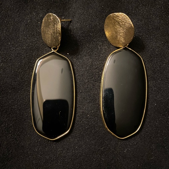 Earrings in the style of Kendra Scott - Picture 3 of 3